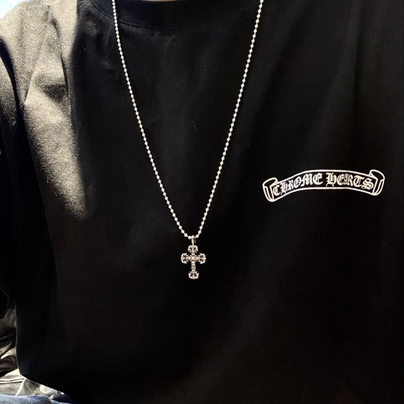 EasyMatch Chrxmx Hxxrts Necklaces 300543