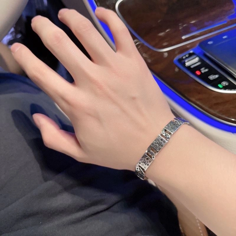 Functional LX Bracelets 311799