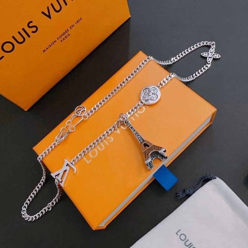 Durable LX Necklaces 311358