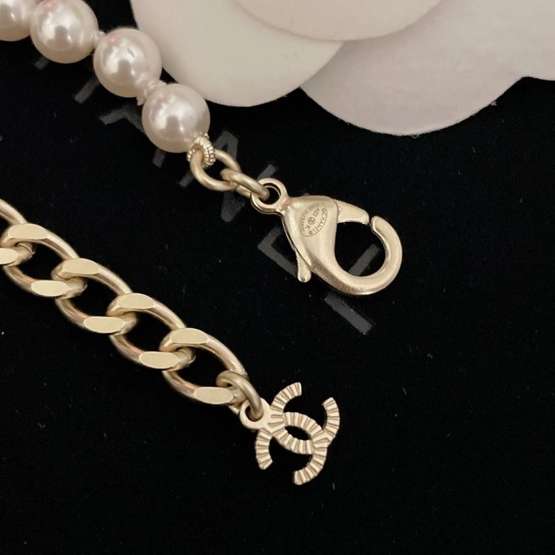 Durable Chxnxl Brooches 292324