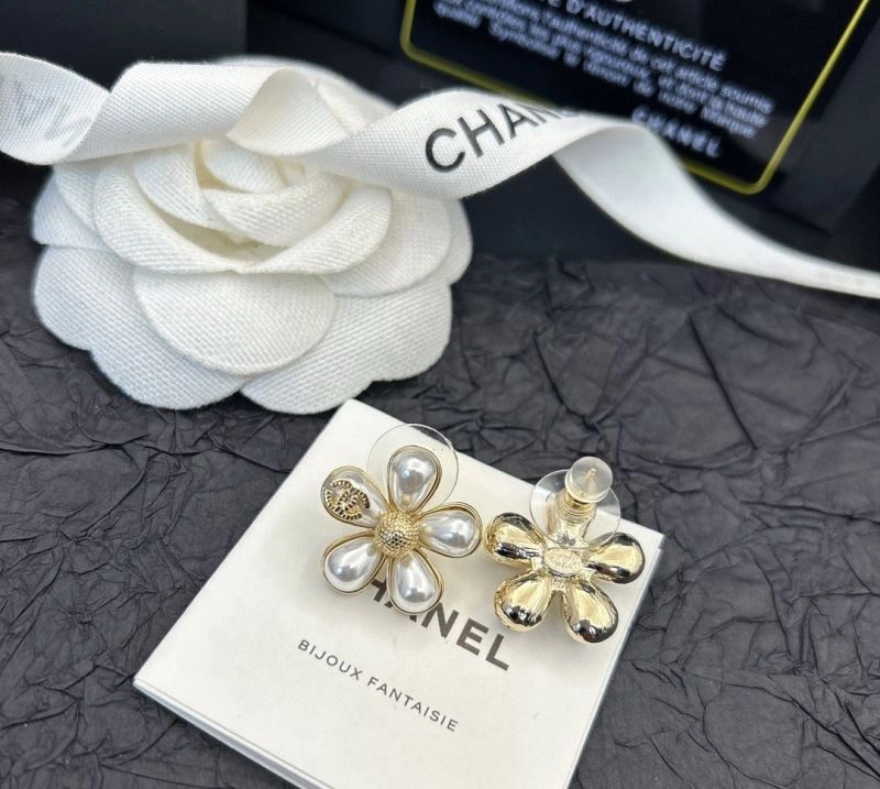 Lightweight Chxnxl Earrings 291015