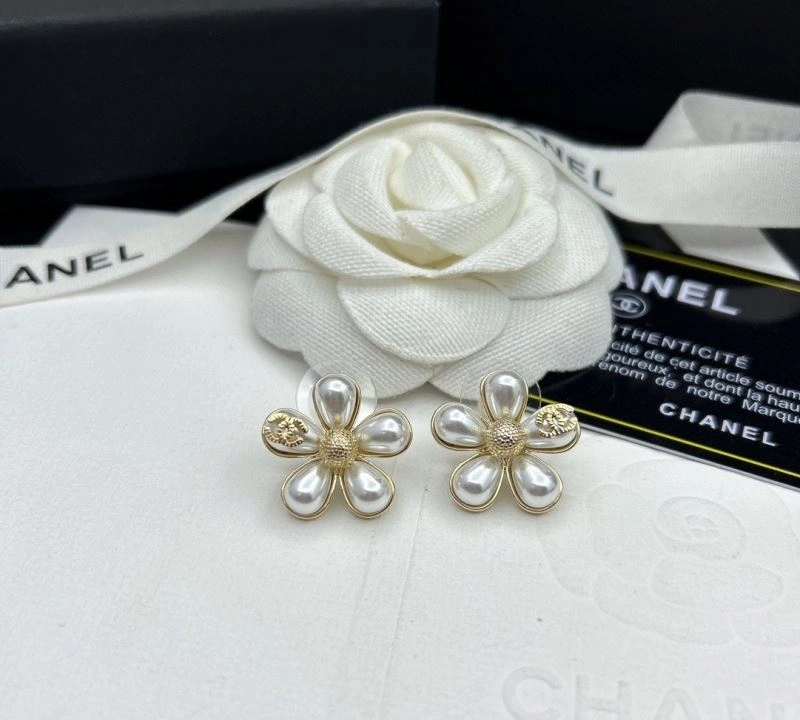 Lightweight Chxnxl Earrings 291015