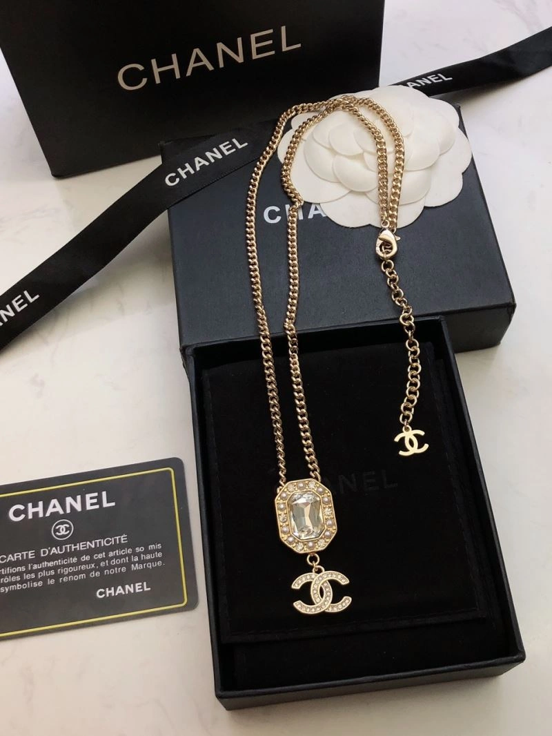 Affordable Chxnxl Brooches 292314
