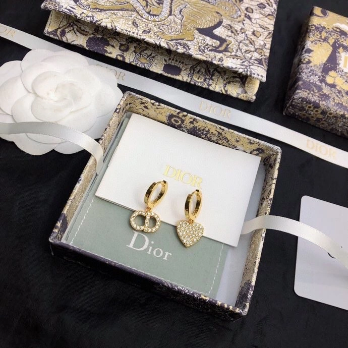Soft Christian Dxxr Earrings 295242