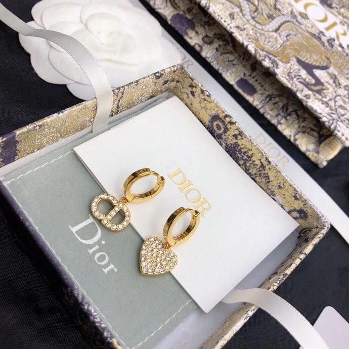 Soft Christian Dxxr Earrings 295242