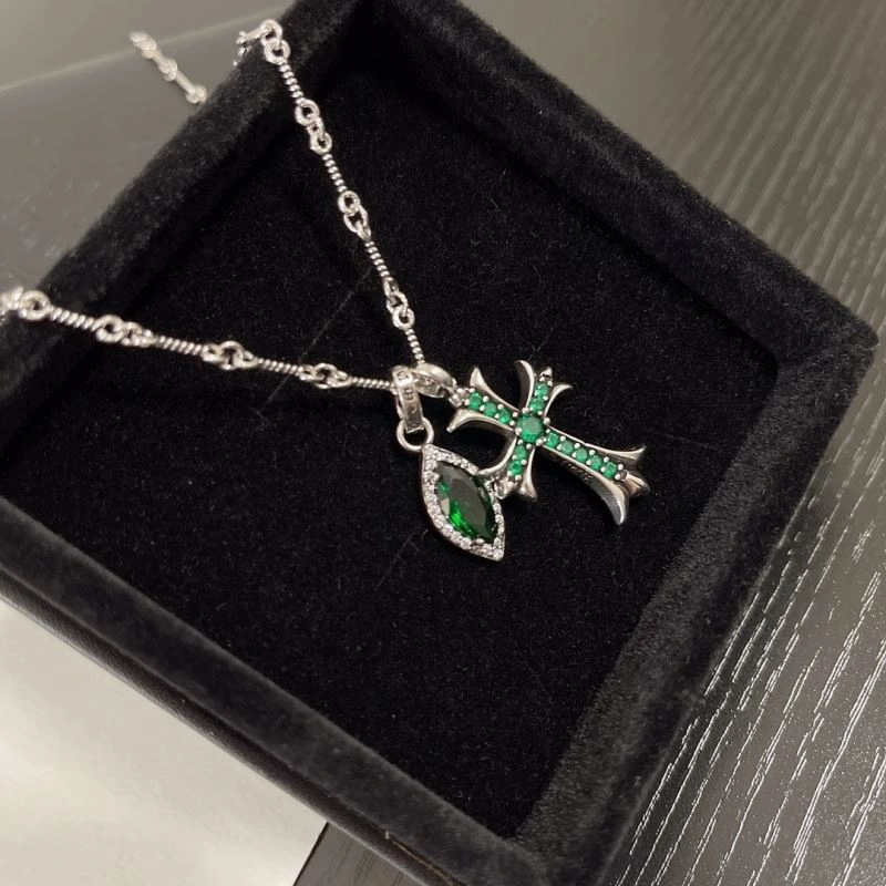 Chrxmx Hxxrts Necklaces EyeCatching 300541