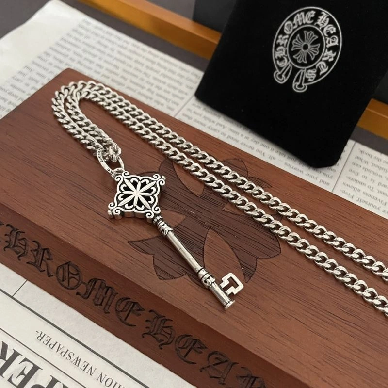 Durable Chrxmx Hxxrts Necklaces 300532