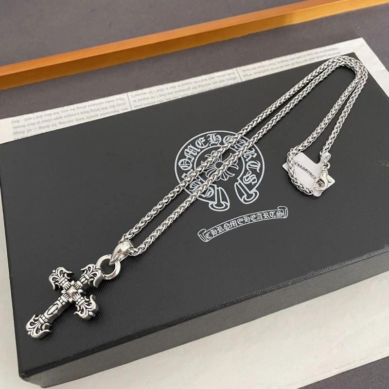 ModernLook Chrxmx Hxxrts Necklaces 300535