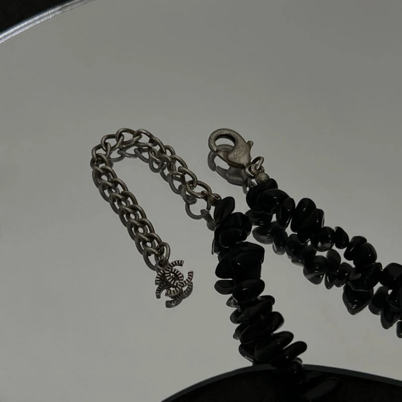 HighQuality Chxnxl Brooches 292310