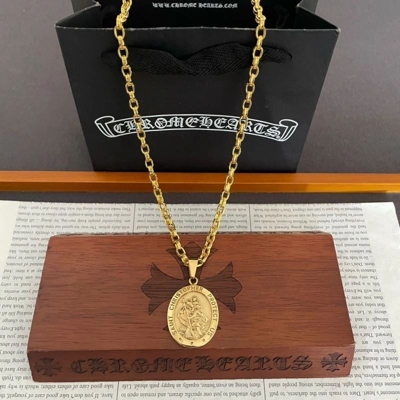 WellDesigned Chrxmx Hxxrts Necklaces 300528