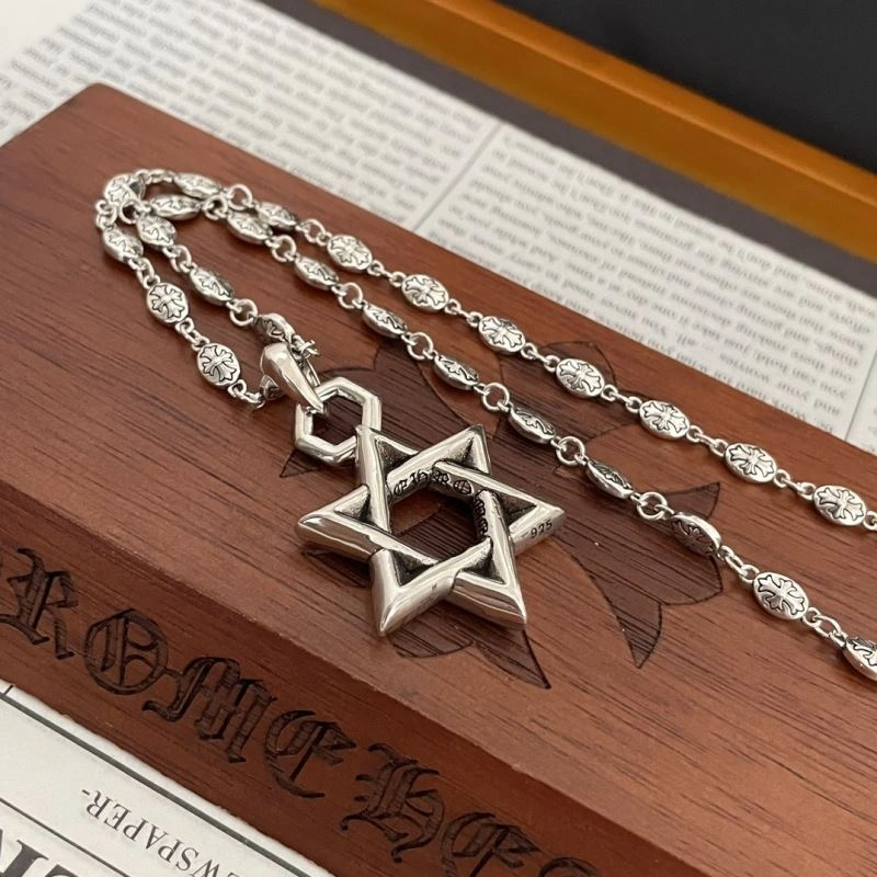 Cozy Chrxmx Hxxrts Necklaces 300503