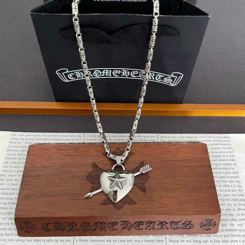 Affordable Chrxmx Hxxrts Necklaces 300521