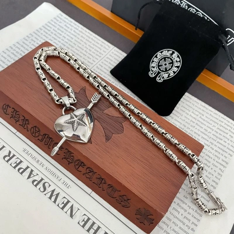 Affordable Chrxmx Hxxrts Necklaces 300521