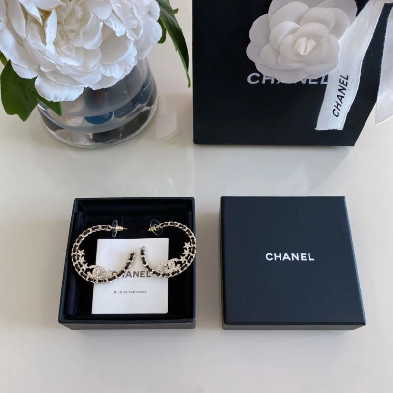 Fashionable Chxnxl Earrings 291003