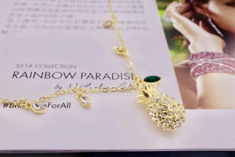 Swxrxvski Necklaces Practical 315157