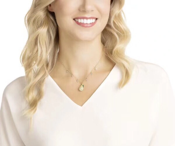 Swxrxvski Necklaces Practical 315157