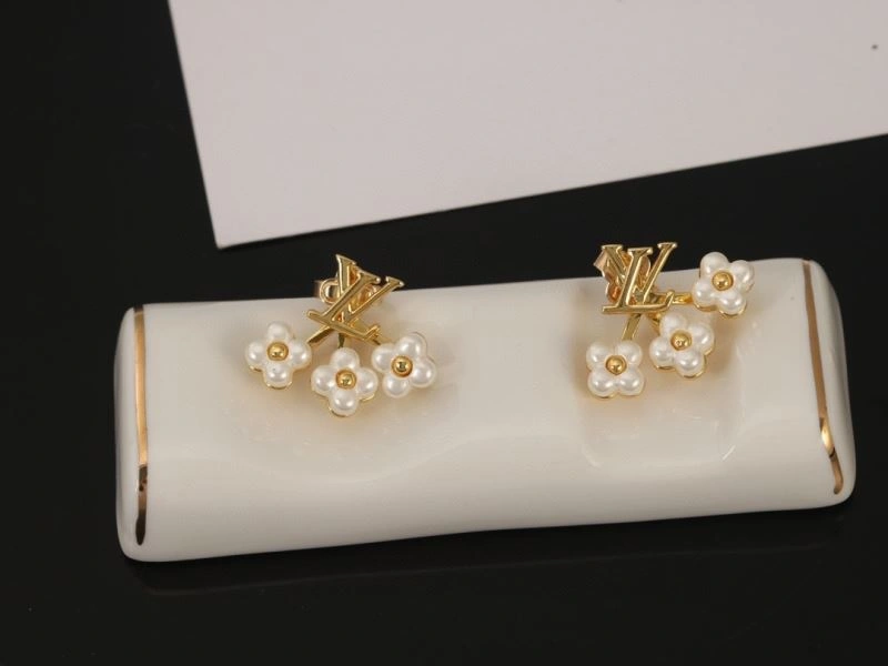 Reliable LX Brooches 311681