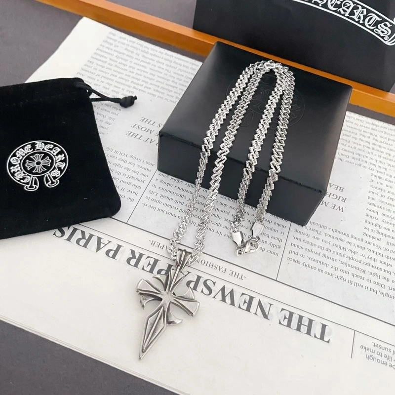 Affordable Chrxmx Hxxrts Necklaces 300497