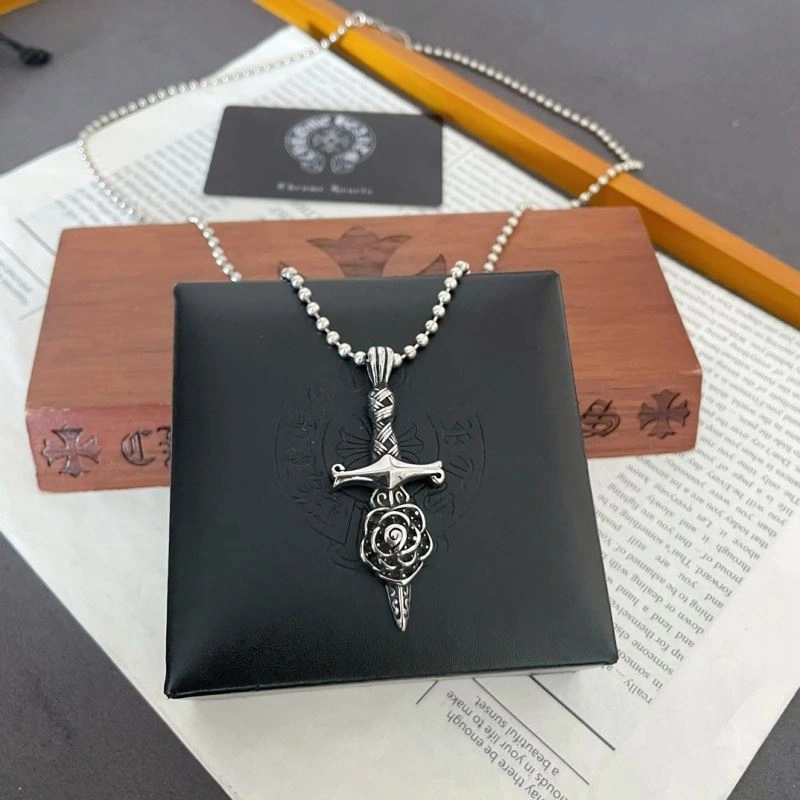 Chrxmx Hxxrts Necklaces WellDesigned 300524