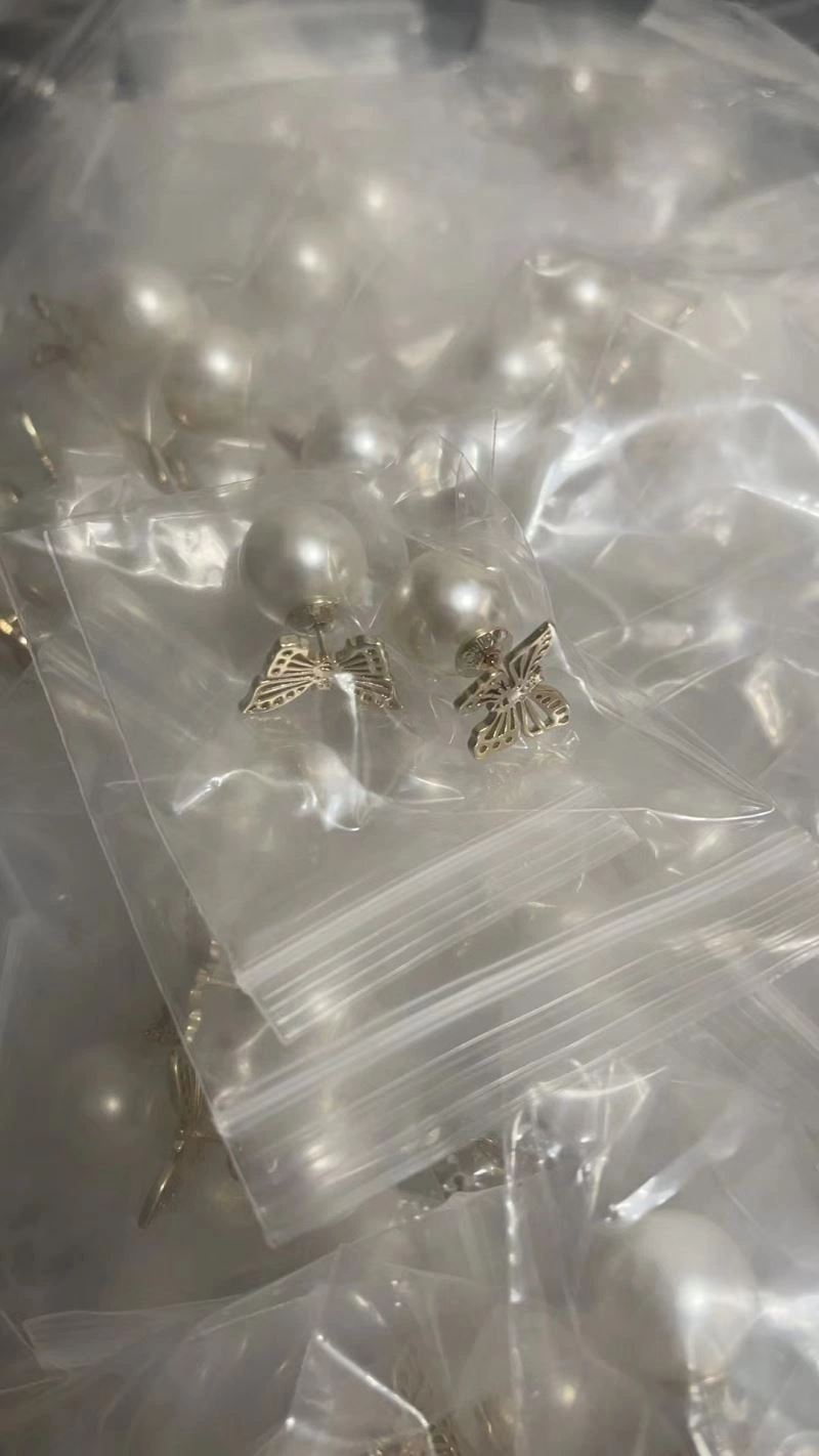 Christian Dxxr Earrings Flexible 295220