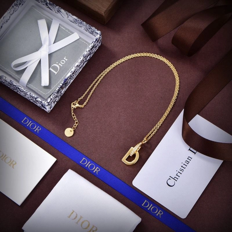 Christian Dxxr Necklaces EyeCatching 295080