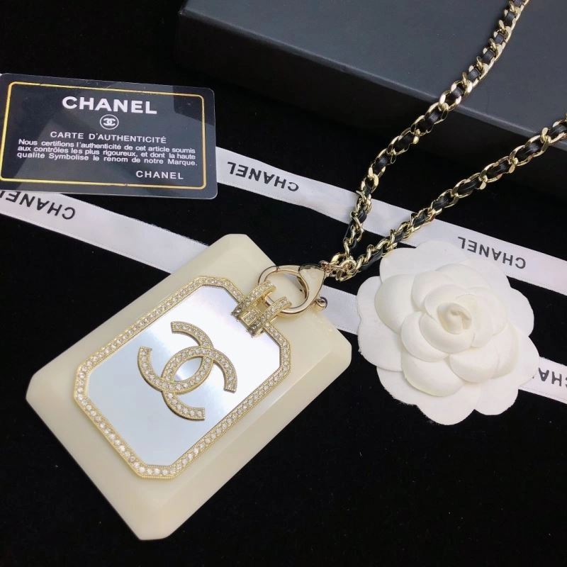 StreetReady Chxnxl Brooches 292299