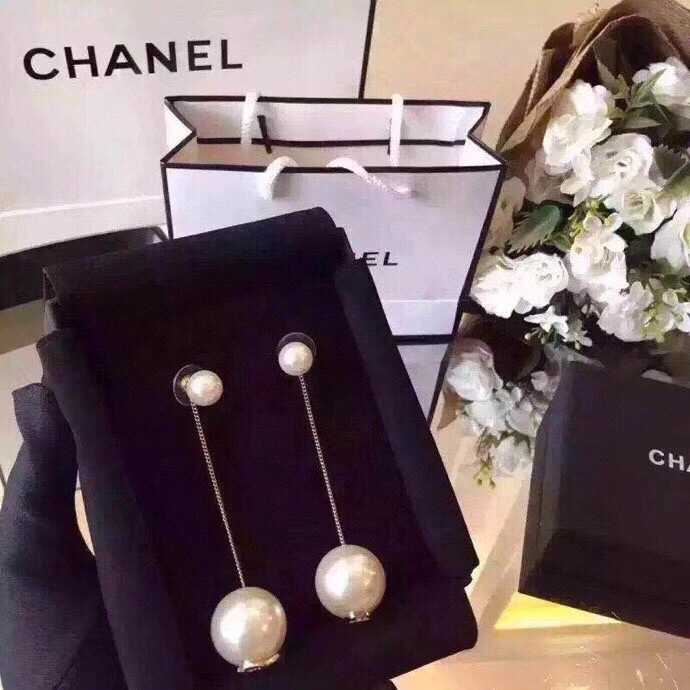 Soft Chxnxl Earrings 290984