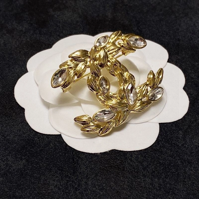 Bright Chxnxl Brooches 292298