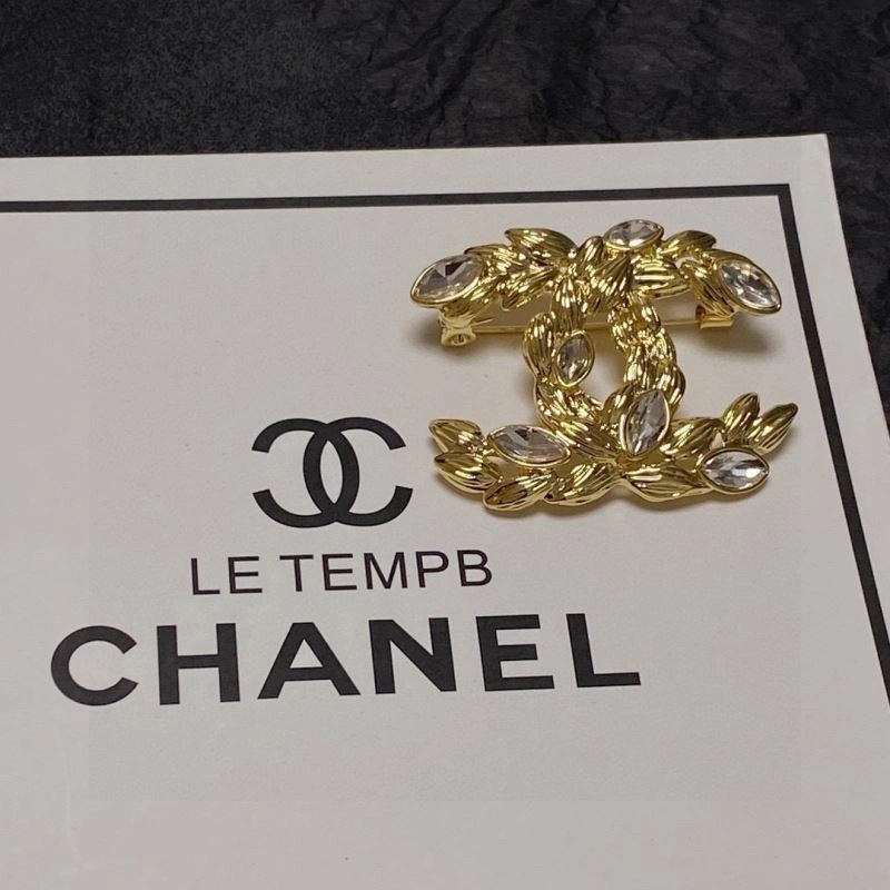 Bright Chxnxl Brooches 292298