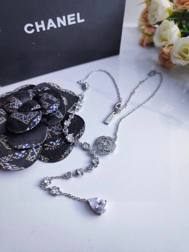 Chxnxl Brooches WellDesigned 292285
