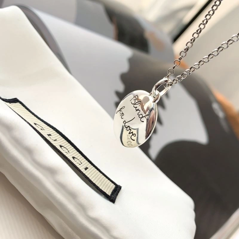 EyeCatching Gxccx Necklaces 306081