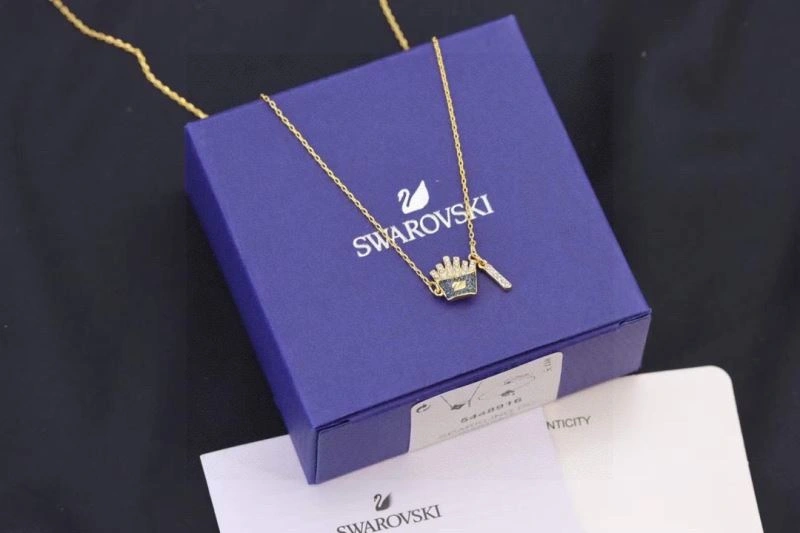 Swxrxvski Necklaces Lightweight 315147