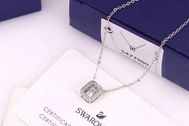 StreetReady Swxrxvski Necklaces 315143