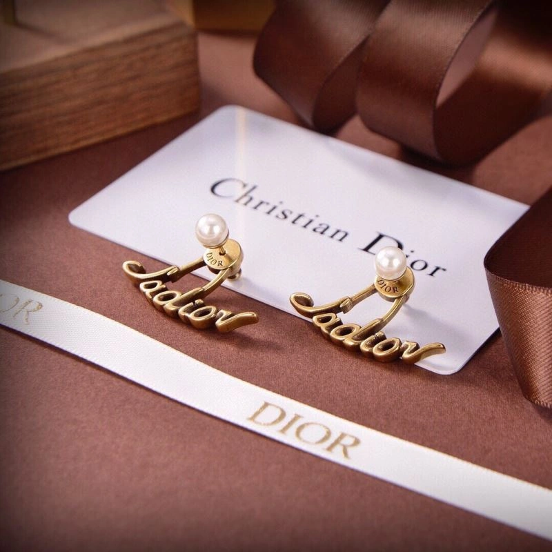 Christian Dxxr Earrings ModernLook 295227