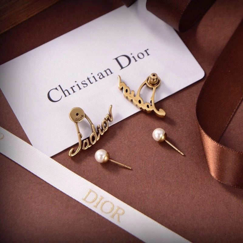 Christian Dxxr Earrings ModernLook 295227