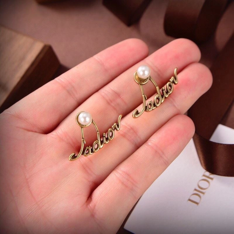 Christian Dxxr Earrings ModernLook 295227
