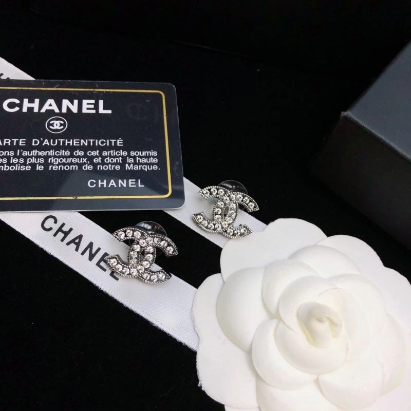 Resilient Chxnxl Earrings 290967