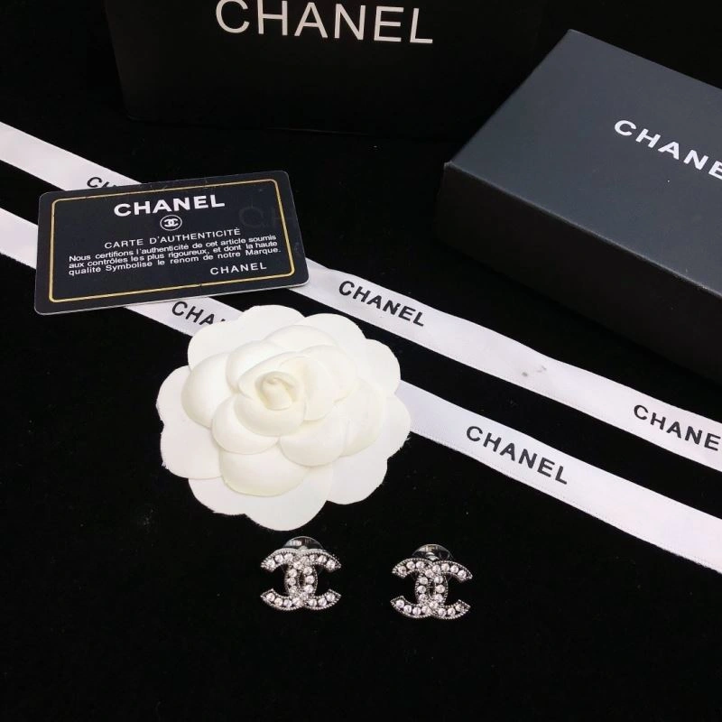 Resilient Chxnxl Earrings 290967