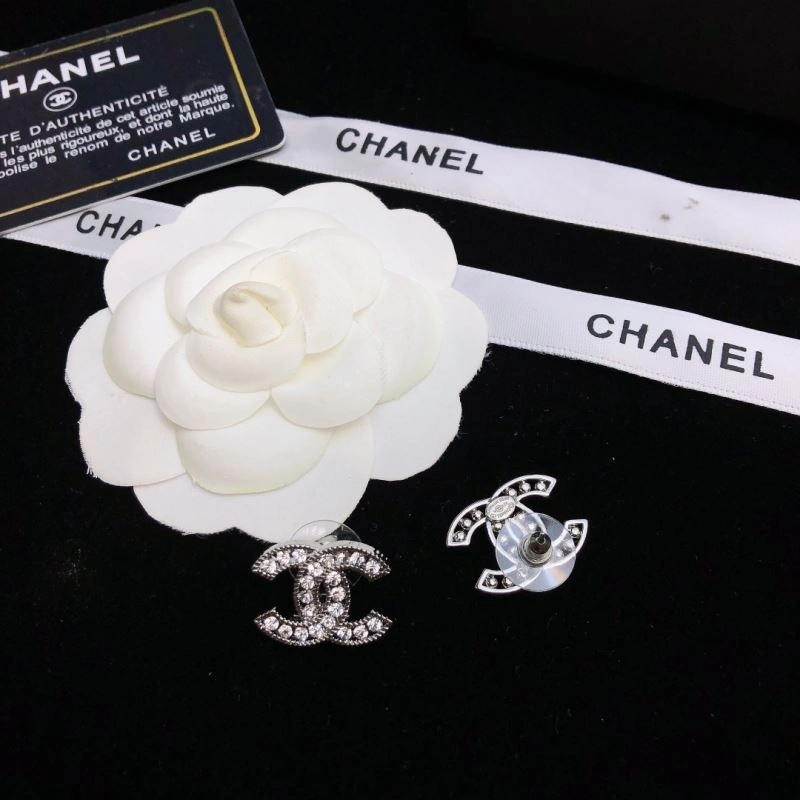 Resilient Chxnxl Earrings 290967