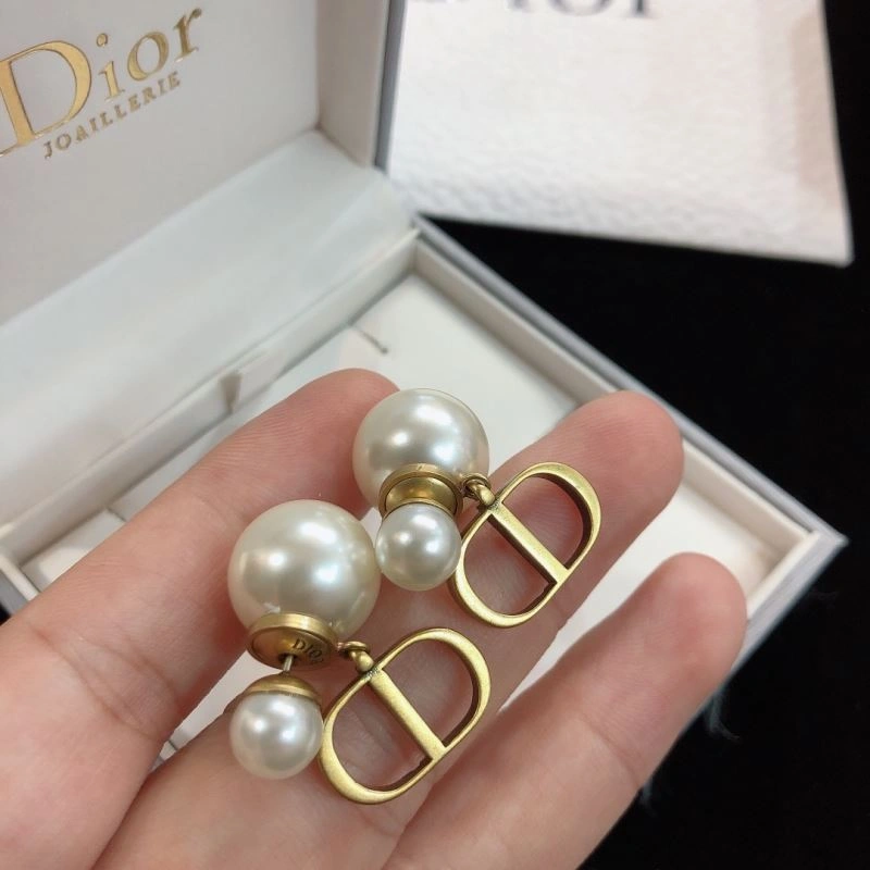 Elegant Christian Dxxr Earrings 295243
