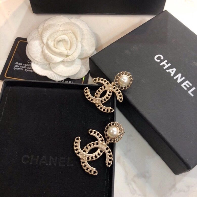Compact Chxnxl Earrings 290964