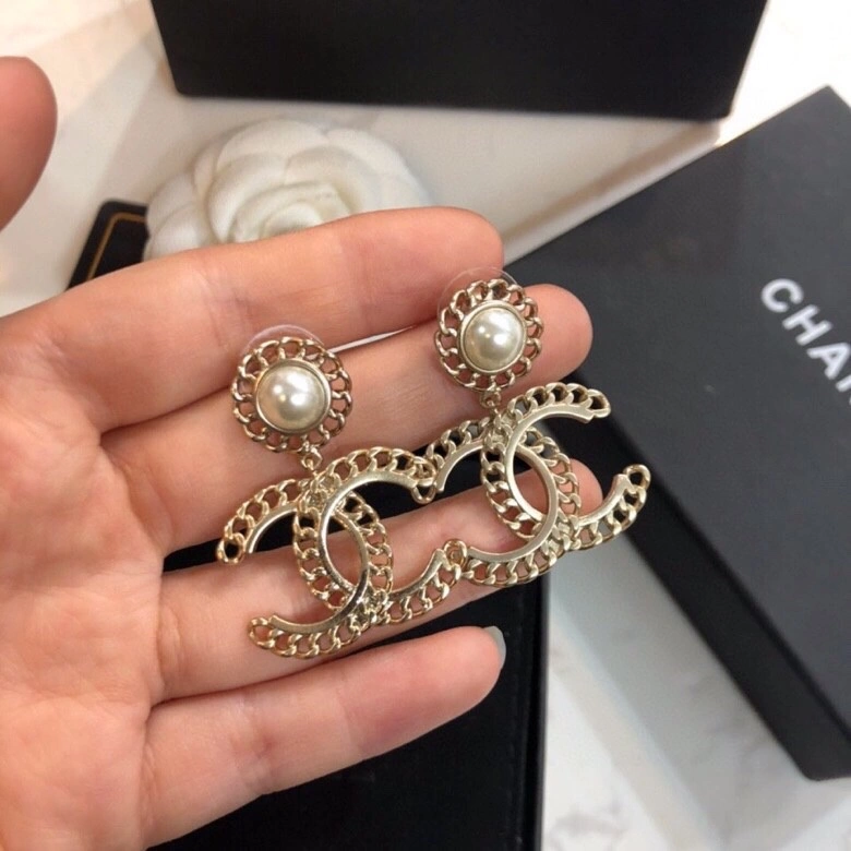 Compact Chxnxl Earrings 290964