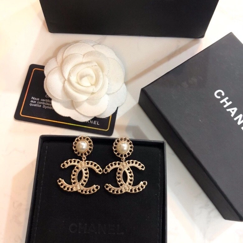 Compact Chxnxl Earrings 290964