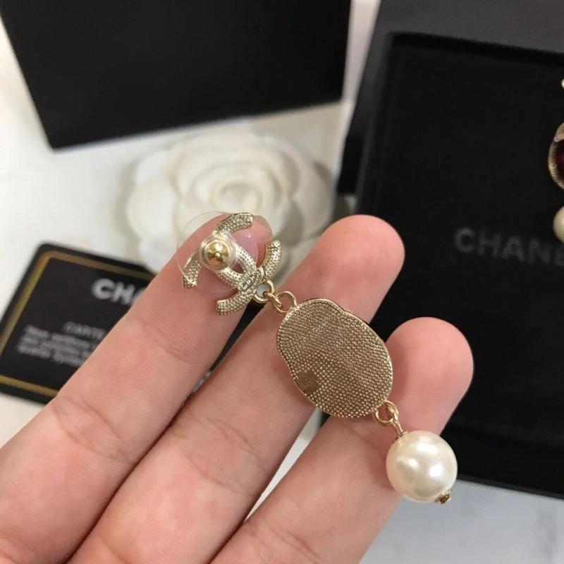 Modern Chxnxl Earrings 290954