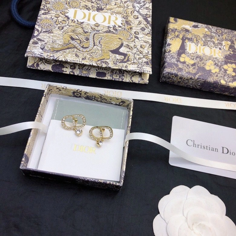 Minimalist Christian Dxxr Earrings 295222