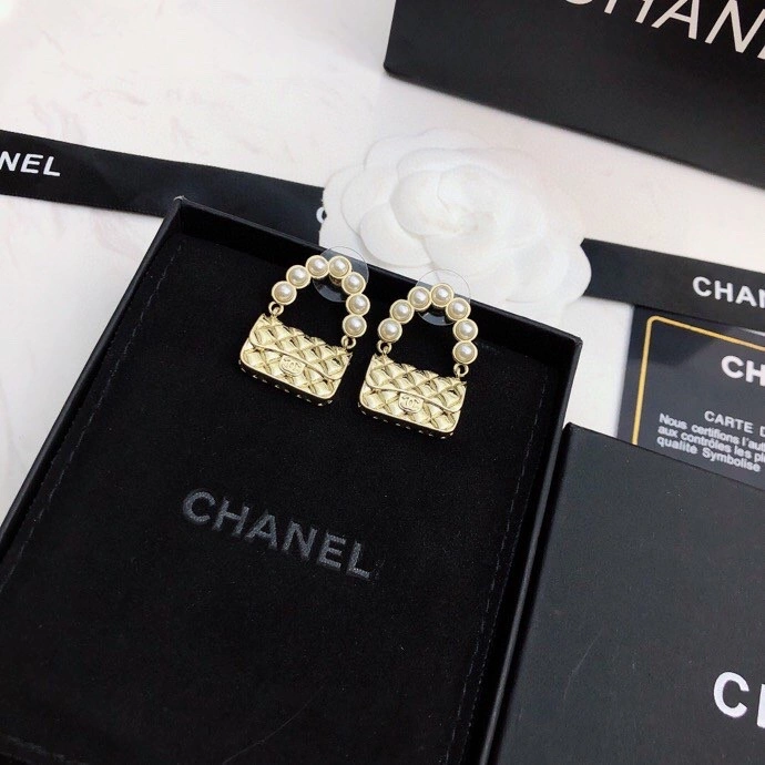 EyeCatching Chxnxl Earrings 290953