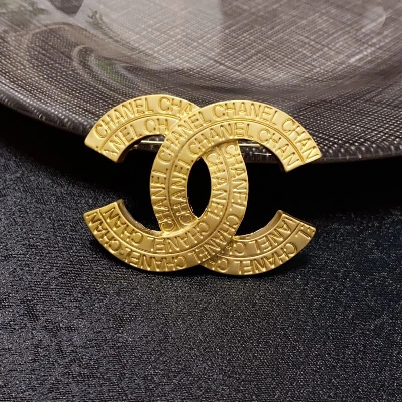 Minimalist Chxnxl Brooches 292289