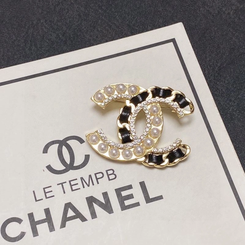 Classic Chxnxl Brooches 292279