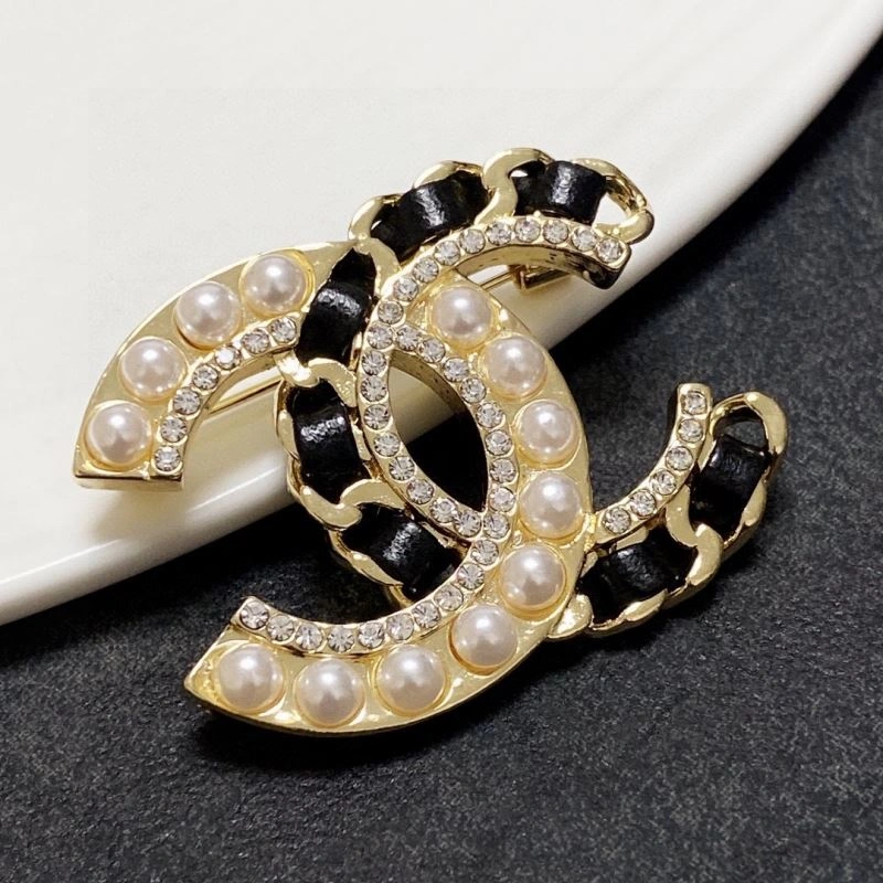 Classic Chxnxl Brooches 292279