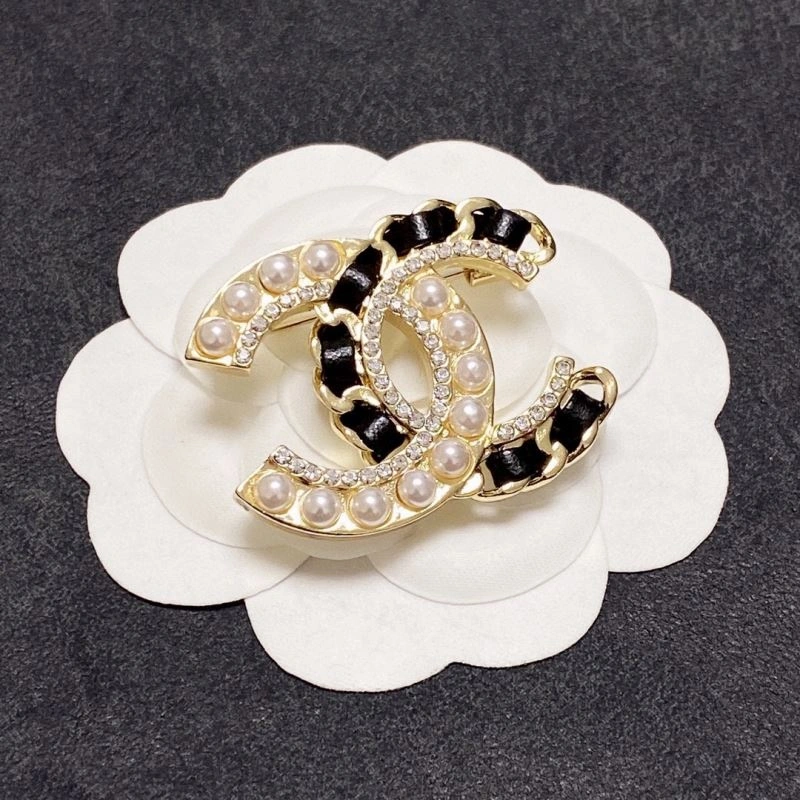 Classic Chxnxl Brooches 292279